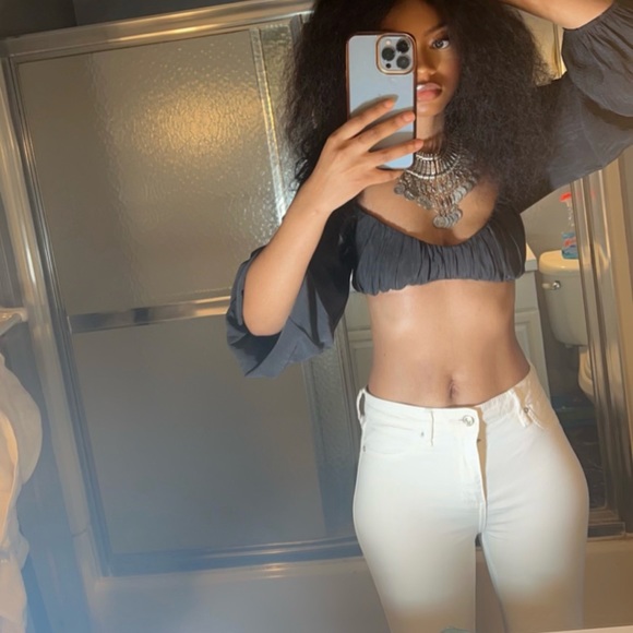 JLUXLABEL Tops - JLUX Label catching feelings crop top black